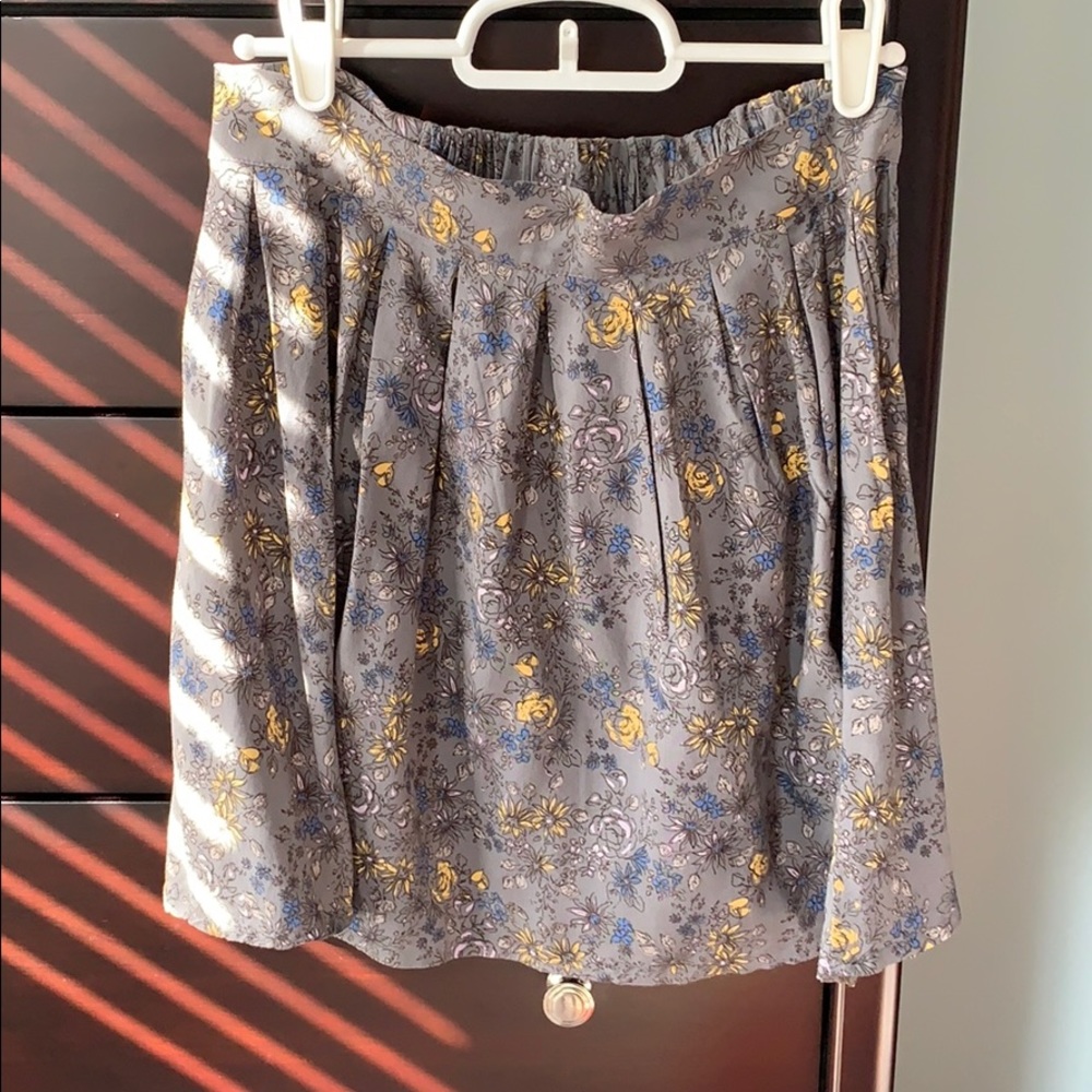 Short skirt.